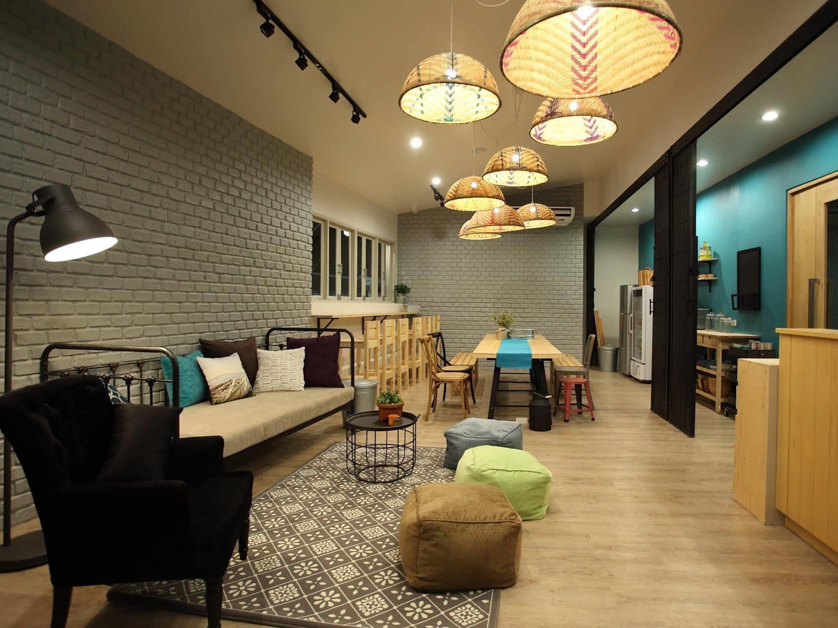 Lupta Hostel Patong Hideaway Kültér fotó